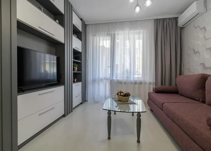 дрийм Real Jewel In Center Апартаменти Варна