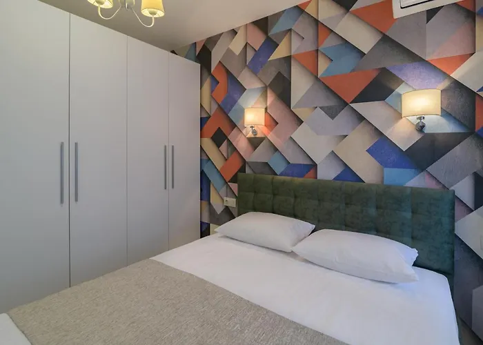 дрийм Real Jewel In Center